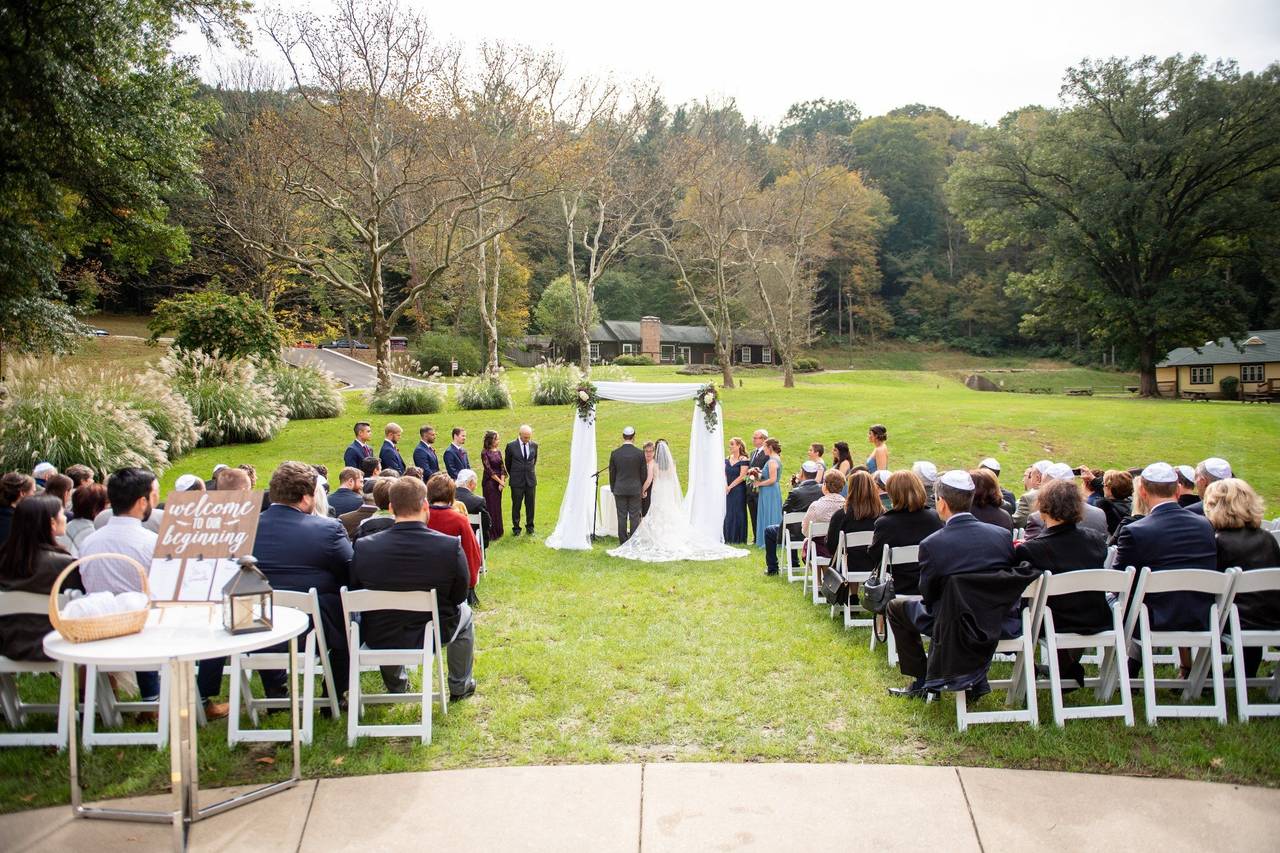 Mayernik Center - Avonworth Community Park - Park & Outdoor Weddings 