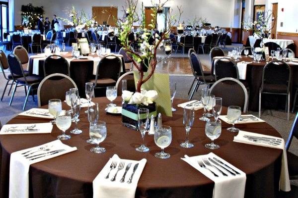 Winter wedding reception at the Phoenix Zoo!