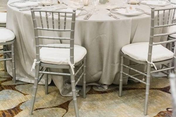 Reception tables setting