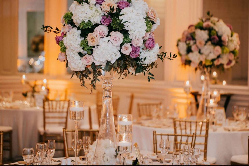 Lovely centerpiece settings