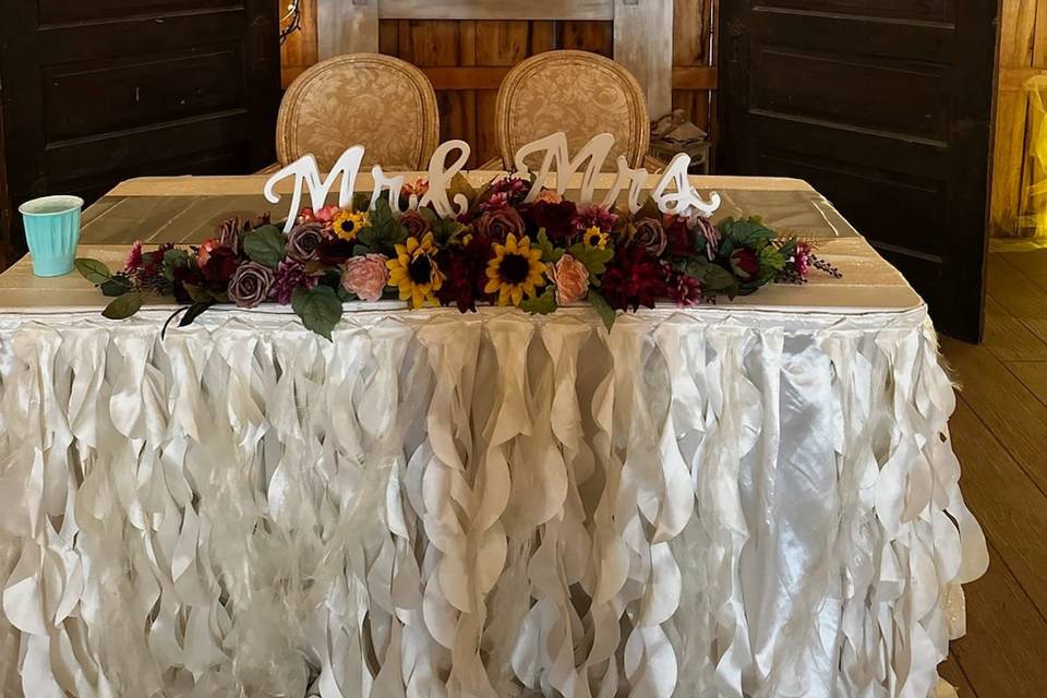 Sweetheart table