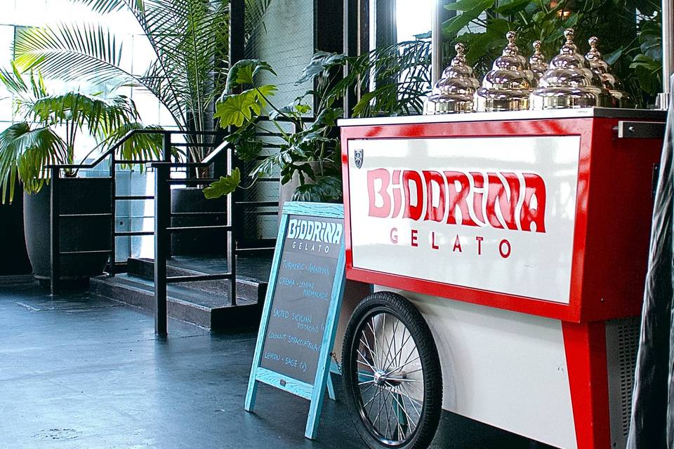 Hand painted Italian cart