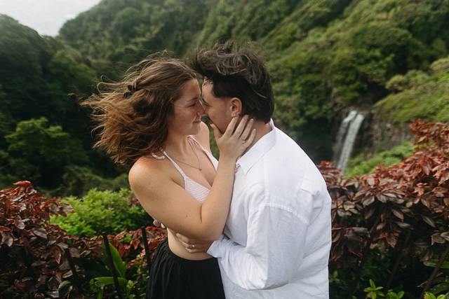 Maui jungle elopement