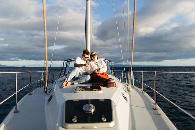 Maui sailing elopement