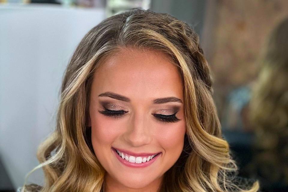 Bronzed Smoky Eyes w/ Glitter