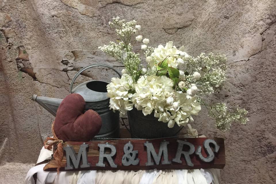 Mr & Mrs