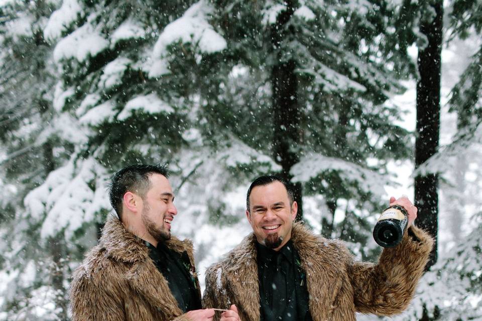 Snow elopement in Tahoe