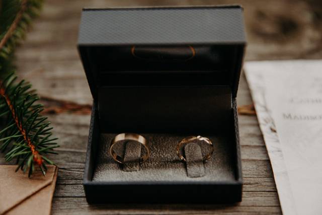 Wedding ring