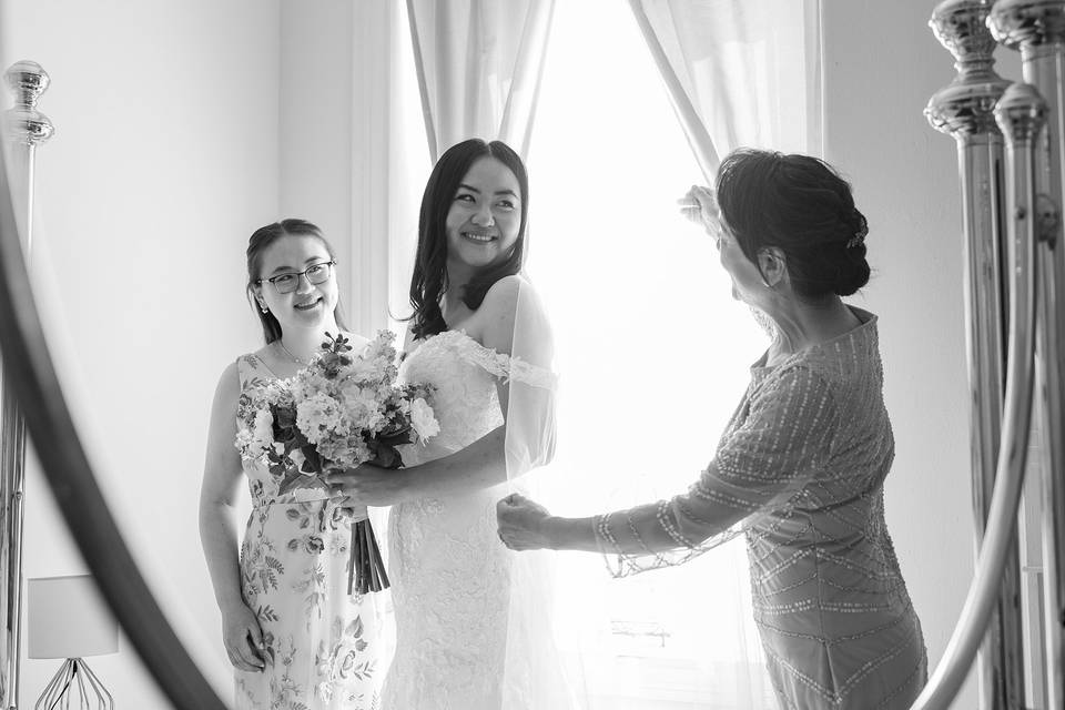 Mom & Sister Helping Bride