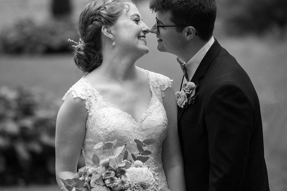 Fun Bride & Groom Photo