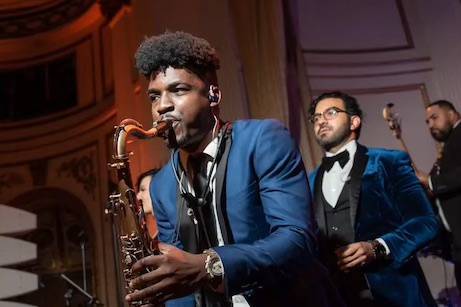 SAX SLAYS!