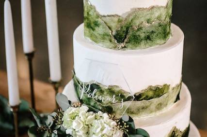 Wedding cake with mountains