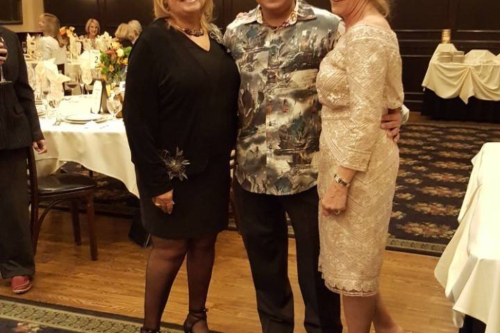 Jane and Stephen were surrounded by their closest friends and family when they said their vows at Maggiano's in Naperville.  Karen was so happy to join this amazing couple in marriage.