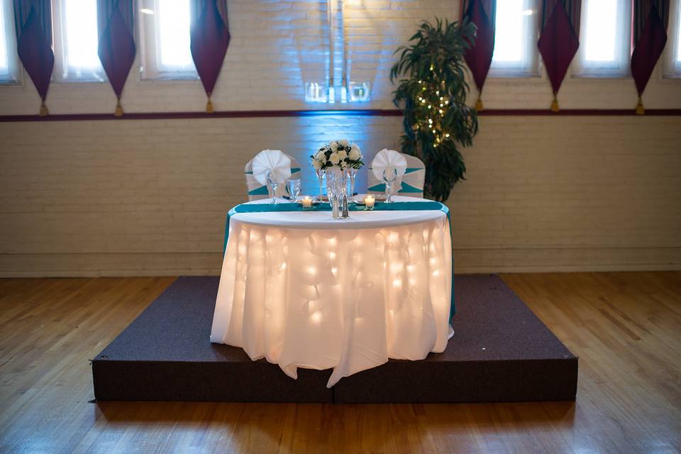 Sweetheart table