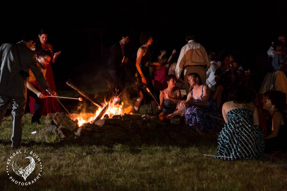 S'mores at the bonfire