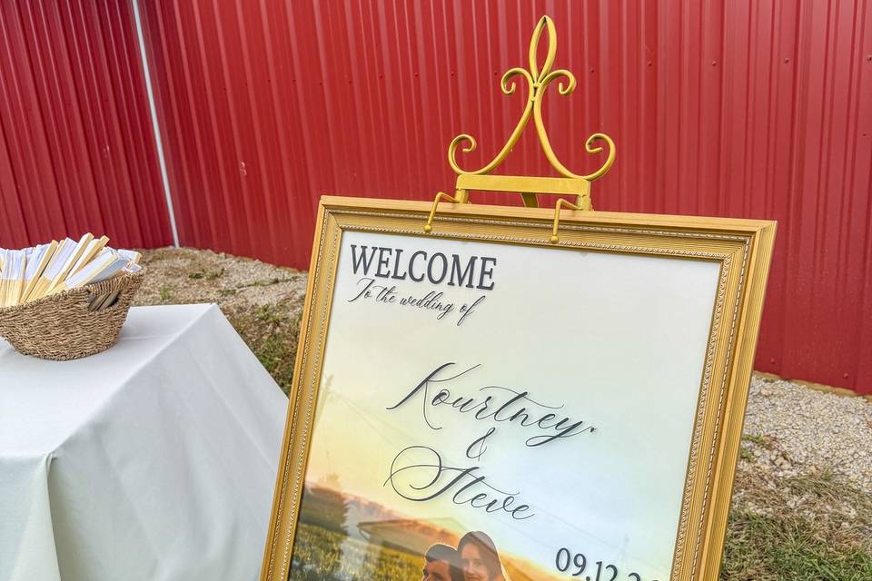 welcome sign