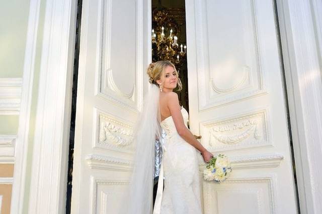 Treat's Bridal Shoppe