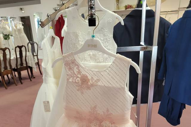 Treat's Bridal Shoppe