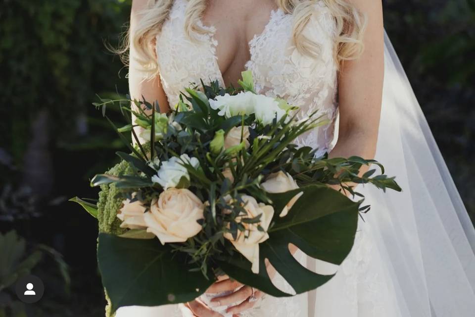 Punta Mita bride