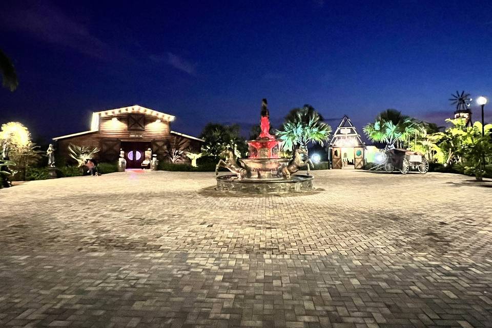 Main entry Center