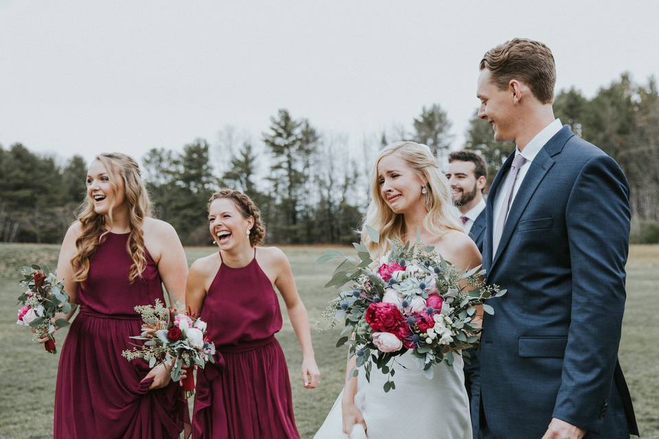 A groom surprises his bride with a horse she used to ride