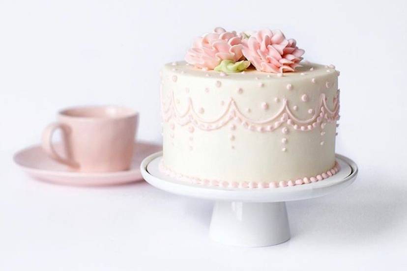 Perfect ladys' tea cake