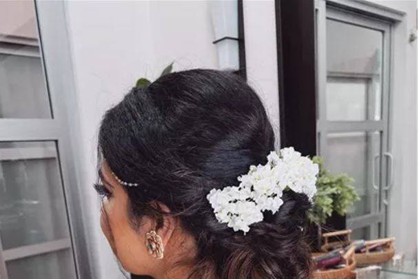 Floral twist