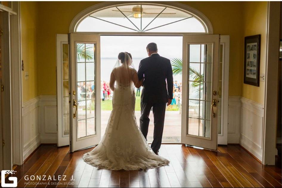 Dad about to walk her down