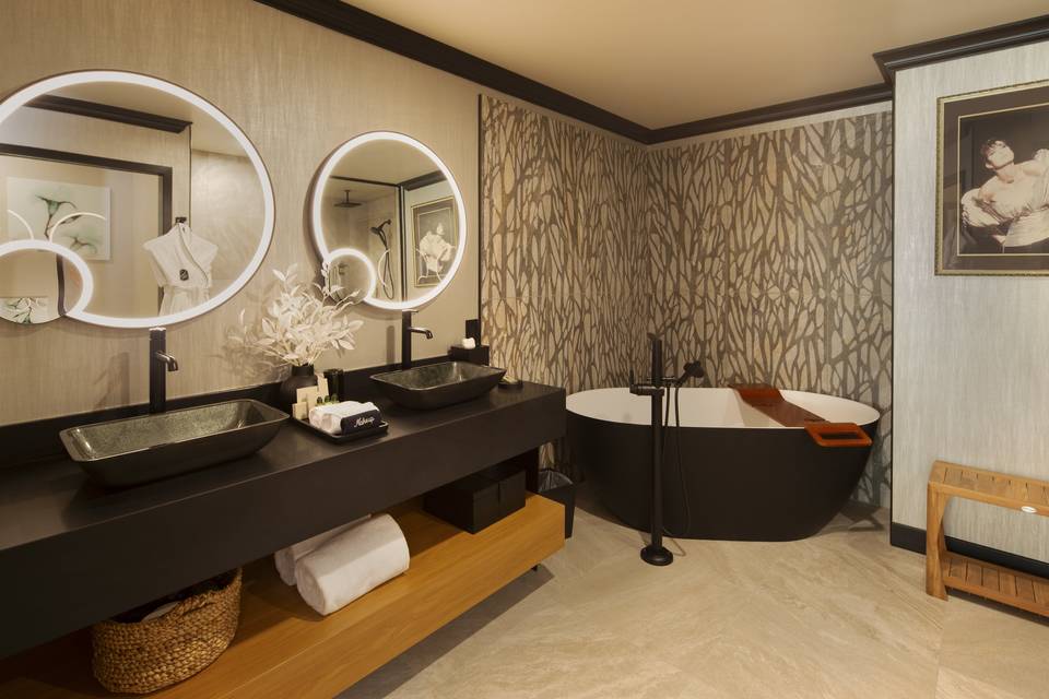 Swiftwater Suite Bathroom