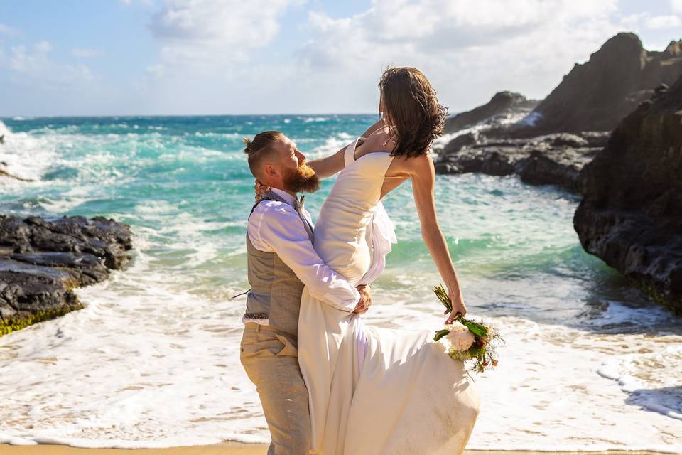 Oahu Wedding Photographer
