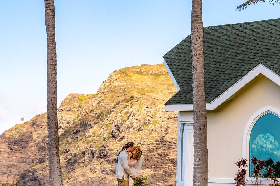 Oahu Wedding Photographer