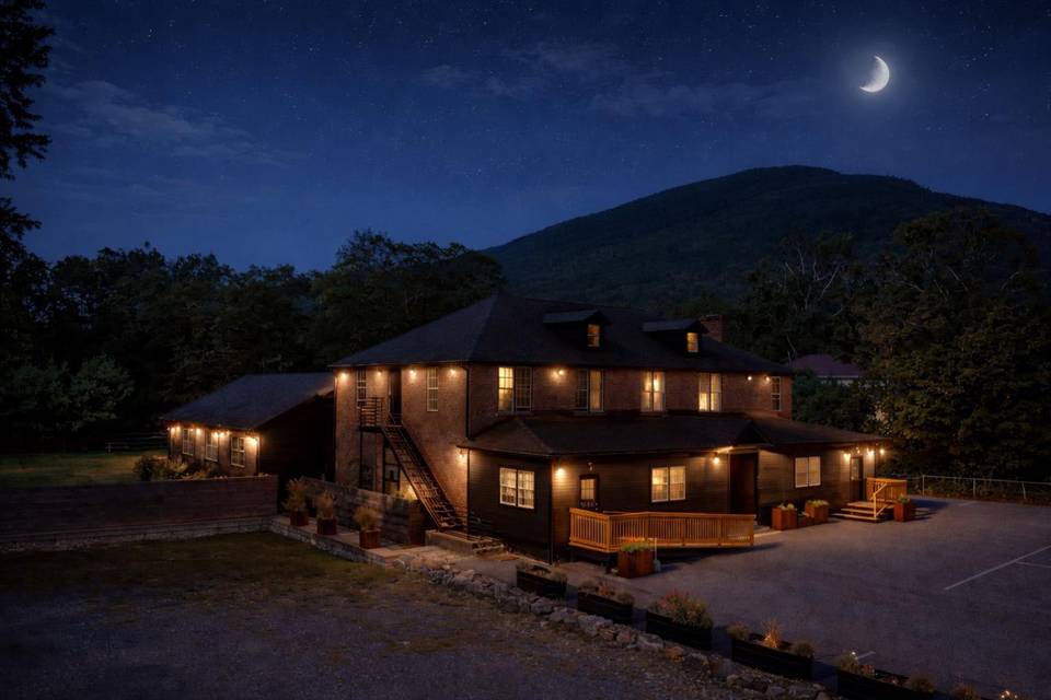 Griffin House