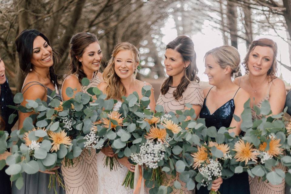 Bridesmaids bouquets