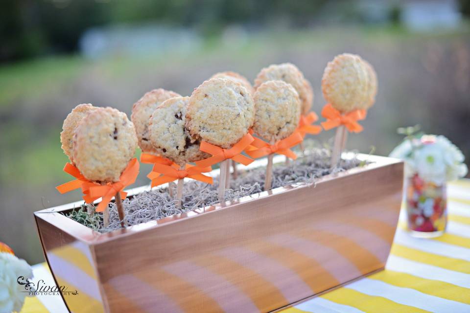 Dessert pops | Credit:  Sylvan Photography