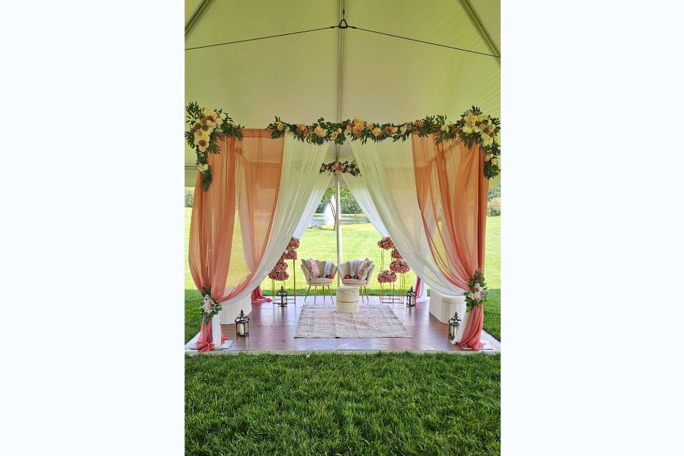 Mandap at Gordon Springs Farm