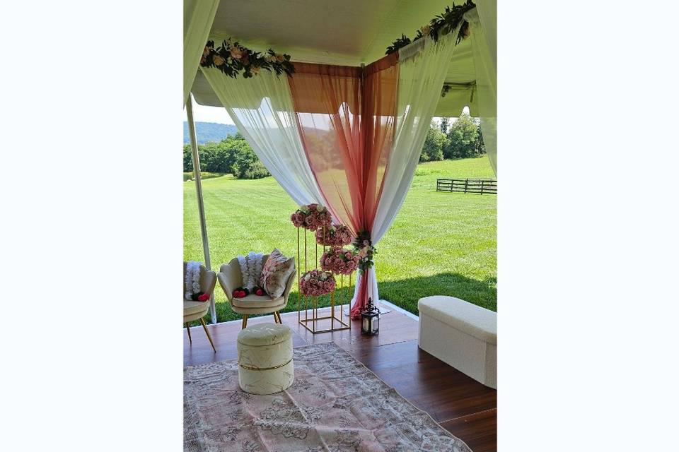 Mandap at Gordon Springs Farm