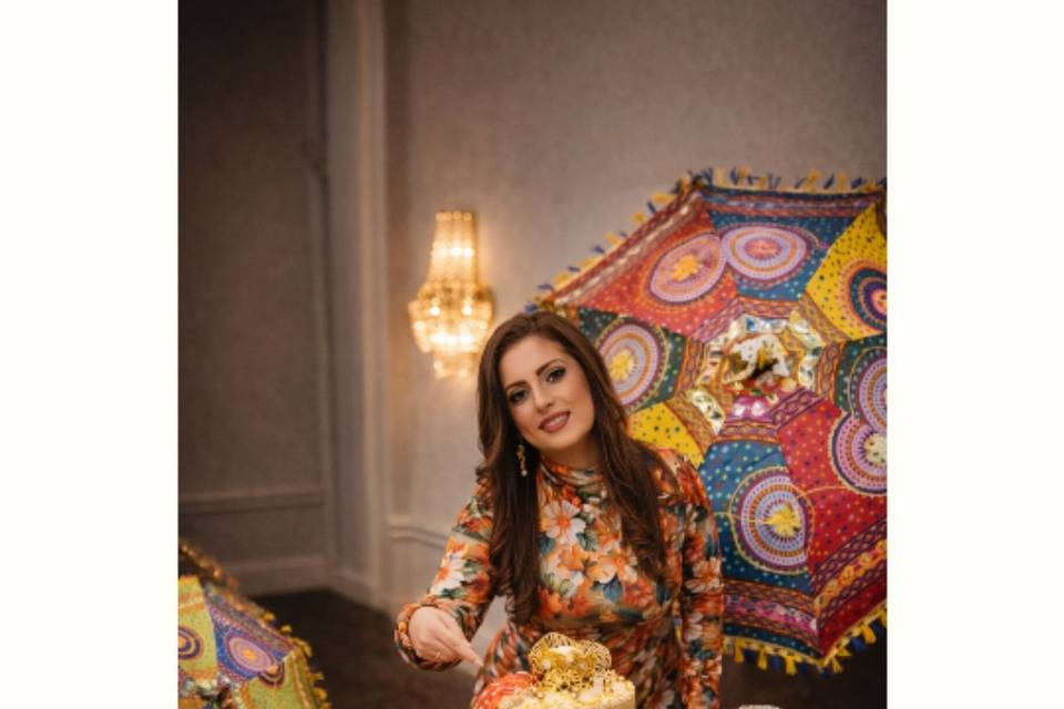 Mehndi Cake