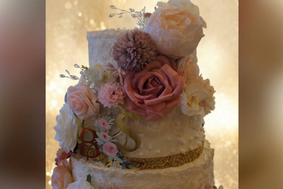 Soft Dusty Rose Wedding Cake