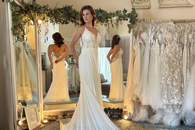 The 10 Best Wedding Dresses in Orlando - WeddingWire