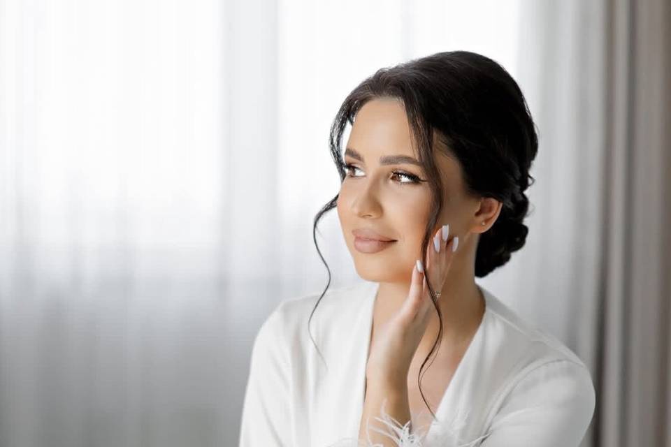 Elegant Bridal glam