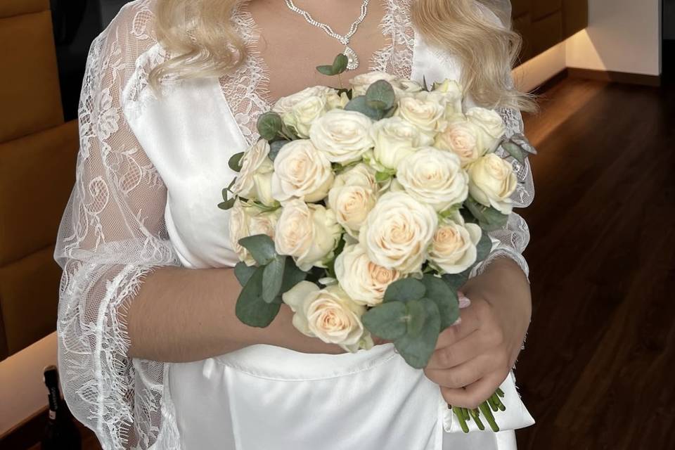 Elegant Soft Glam