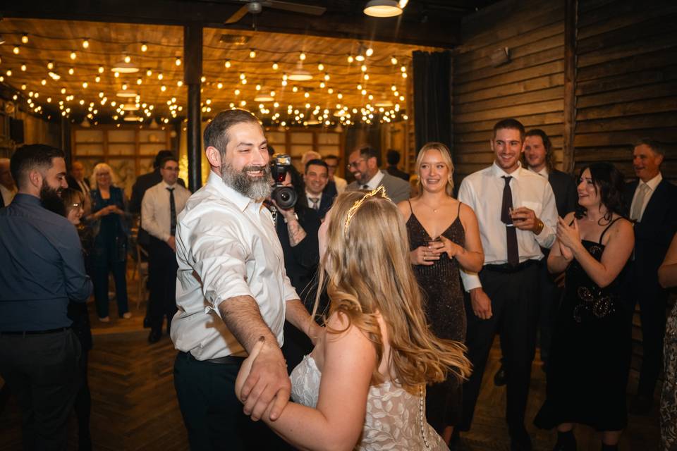 Laura Taylor Weddings LLC