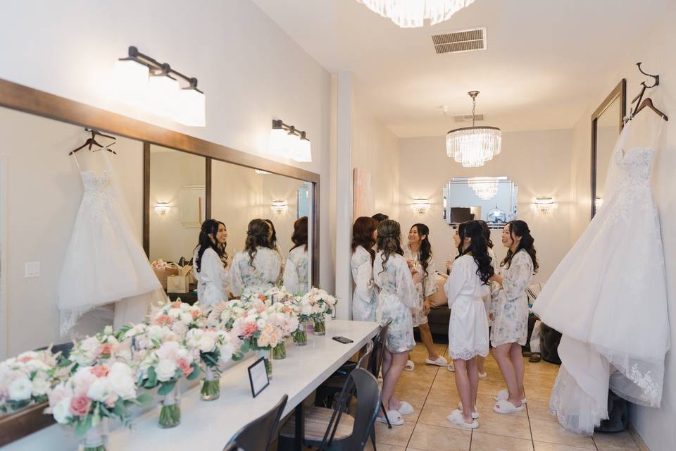 Dressing Suite