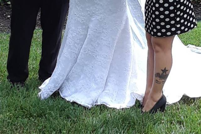 Newlyweds and the officiant