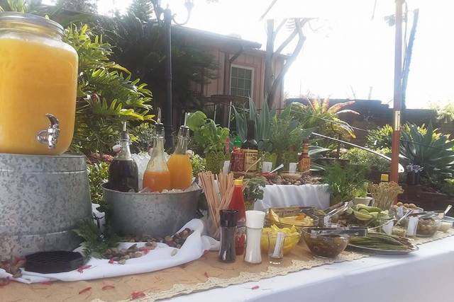 Buffet table set-up