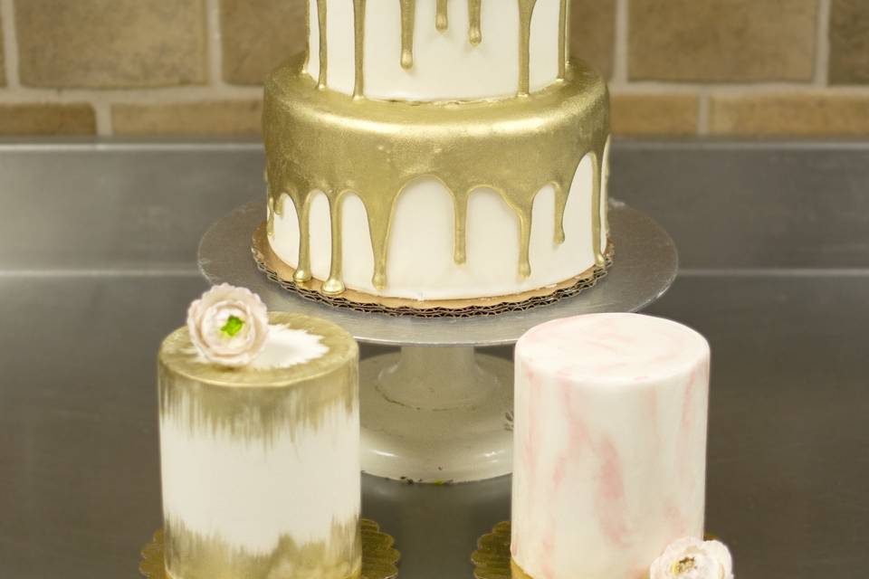 Gold drip cakes