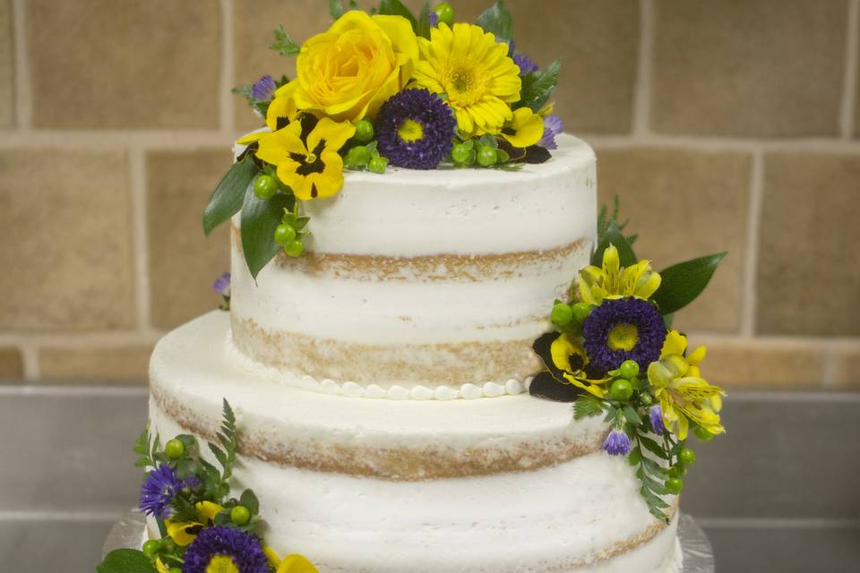 Semi-naked wedding cake