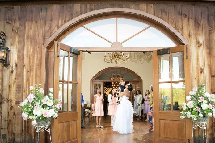 Barn and Pavilion Ceremony