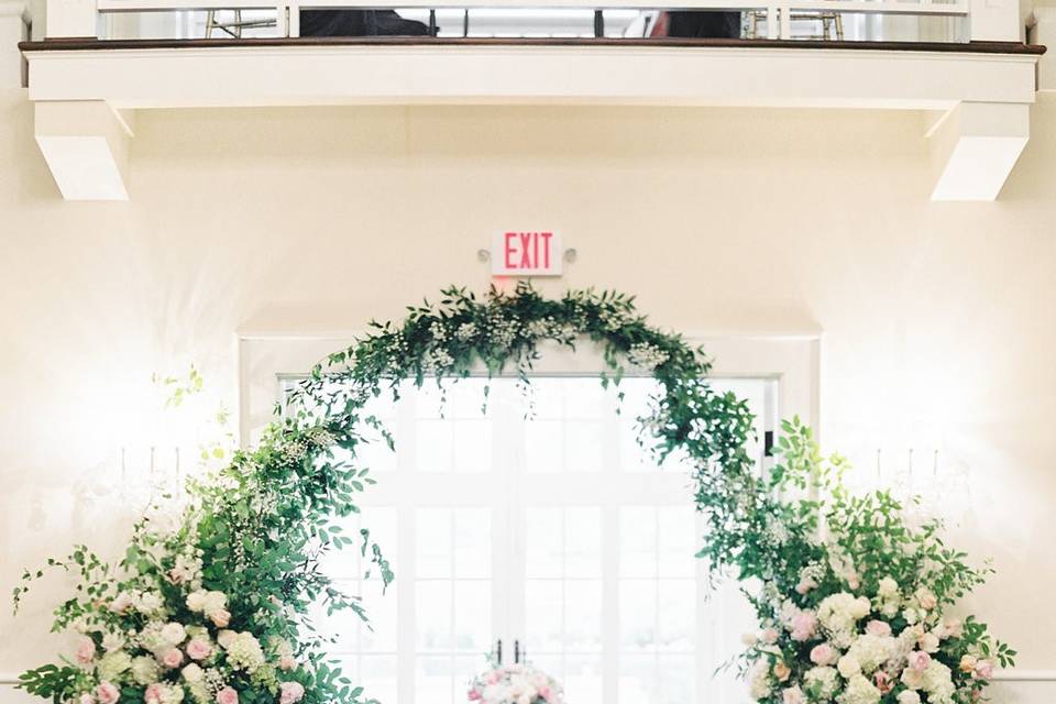 Indoor ceremony set up