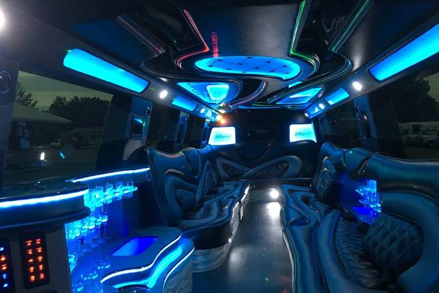 Escalade interior